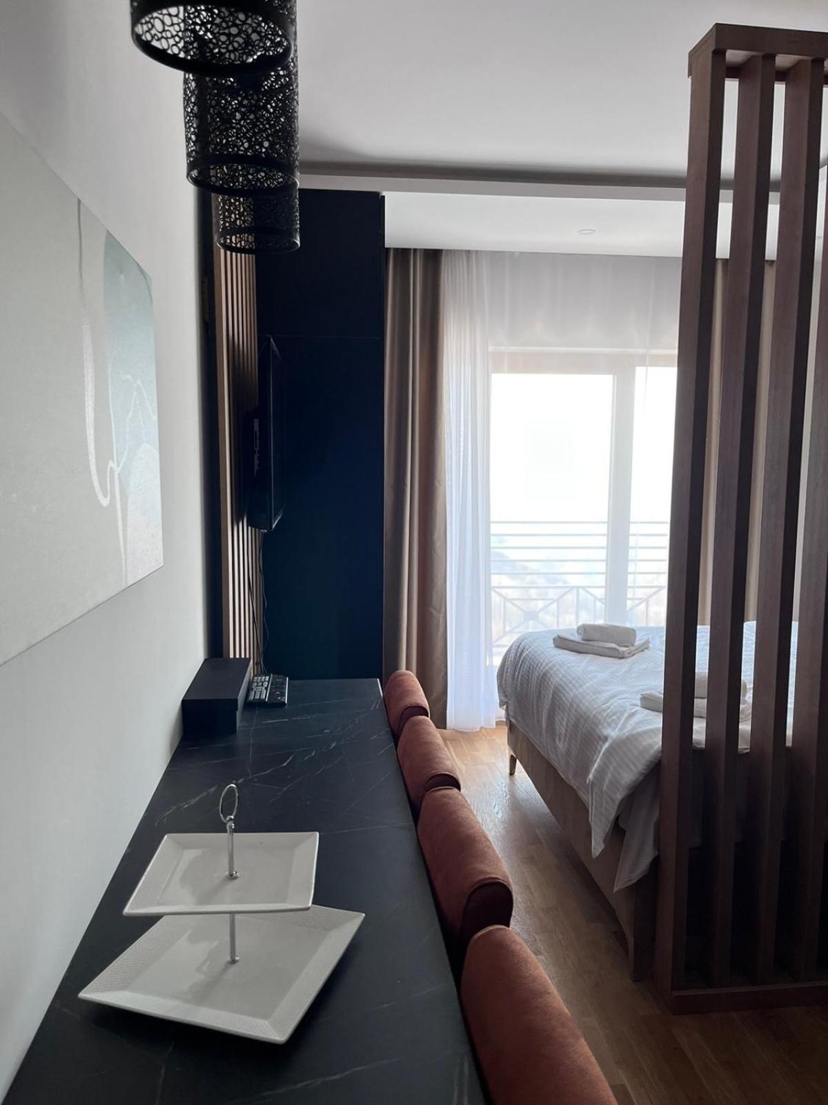 Milmari Apartments Free Spa & Parking 카파오닉 외부 사진